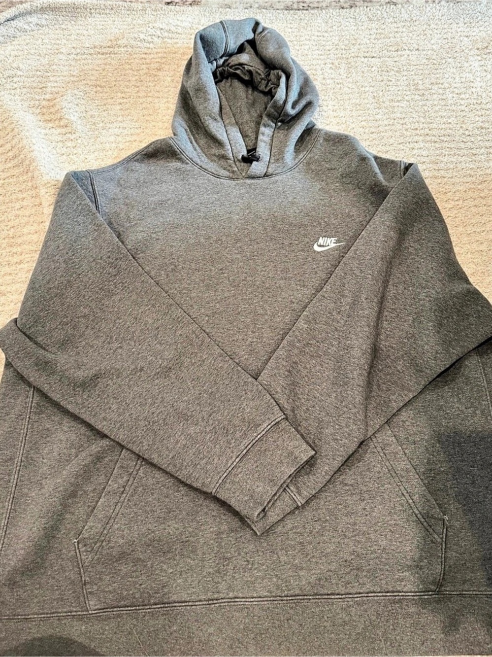 Nike Sportswear Club Fleece Pullover Hoodie Gray